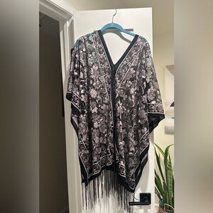 Floral Black and Gray Kimono Shawl